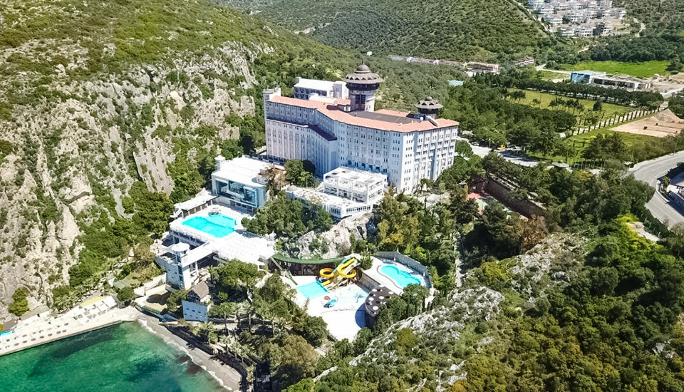 هتل لادونیا آداکوله کوش آداسی